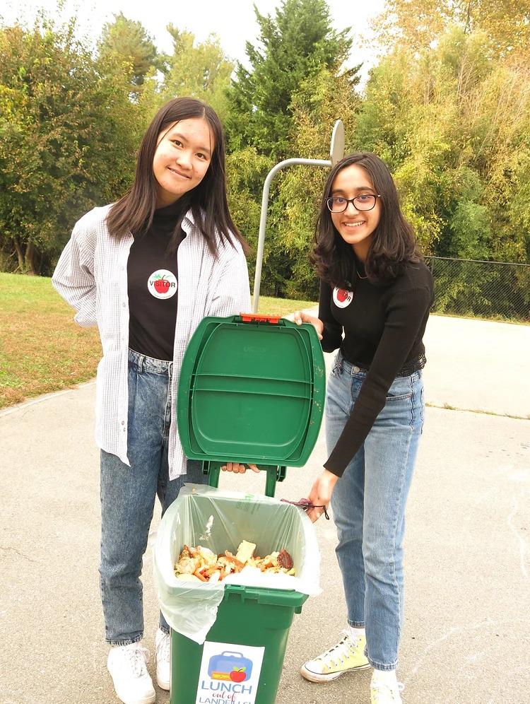 Compostology young people working towards greenhouse gas reduction in schools